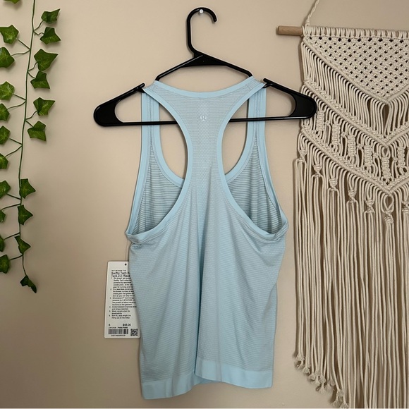 NWT Lululemon swiftly tech racerback tank 2.0! - Picture 2 of 4